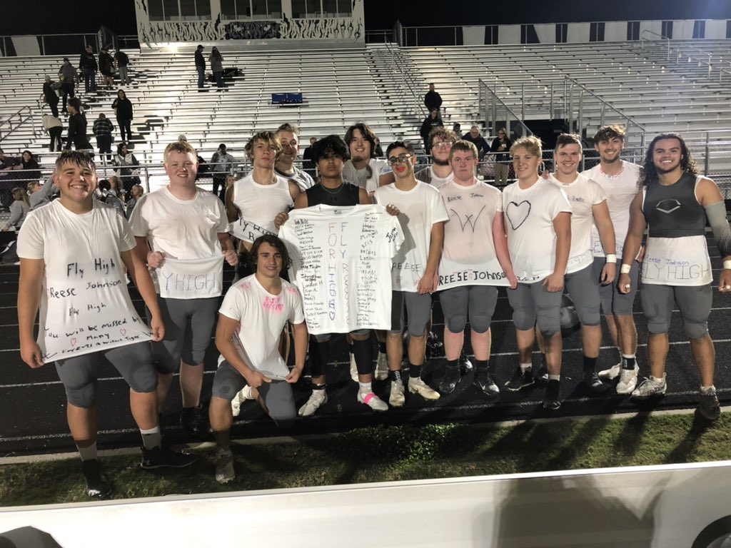 WillardTigerFB's tweet photo. #FlyHighReese https://t.co/5ZZjgHuHTd