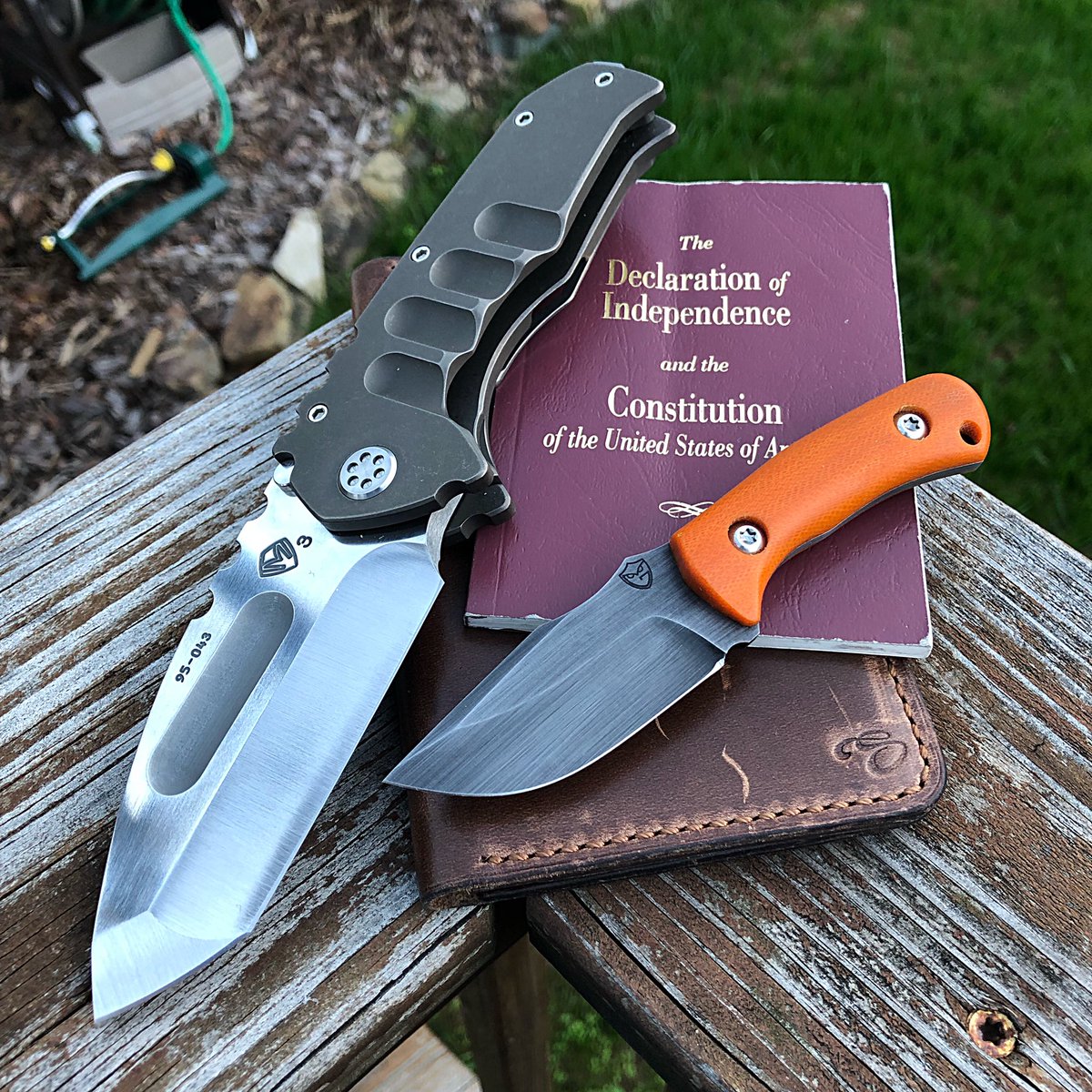 KevinCo55931013's tweet photo. Monday’s carry:)
#MedfordKnifeandTool
#PraetorianTi
#GarciaBladeWorks
#MicroHarrow https://t.co/xcCbETDcYS