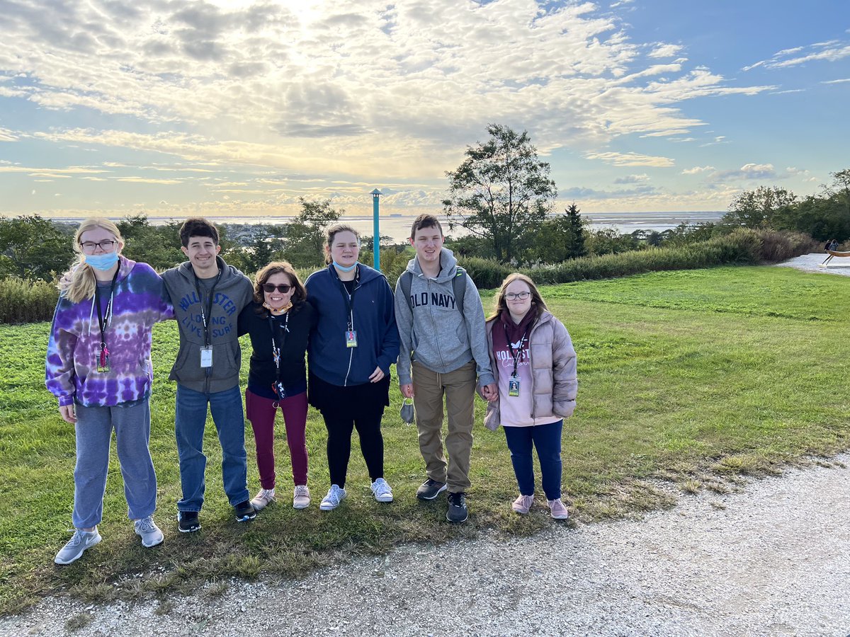 mswegener's tweet photo. Ss enjoyed exploring Levy Park on this beautiful autumn day @_pdepalma https://t.co/AS4VD3UT5v