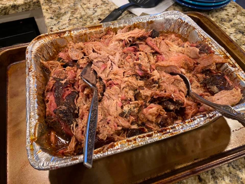 cookwithwes's tweet photo. new BBQ Log post: Pulled Pork With Bourbon Sauce https://t.co/hIgaF0fxZG
#BBQlife #backyardBBQ #recteqlifestyle #RT700 @recteq_official #pulledpork https://t.co/8cLd69uBKJ