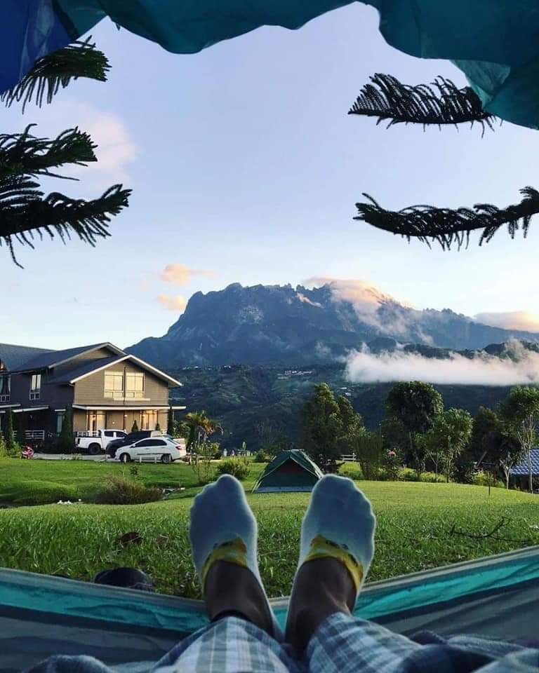 travetopia's tweet photo. Tak sangka ada tempat cantik macam ni dalam Malaysia, ingatkan dekat Switzerland tadi, rupanya tempat ni di Sabah iaitu di Hounon Ridge Farmstay &amp; Camping

Jangan lupa masukkan tempat ni dalam bucketlist! https://t.co/hdpDzYfy7G
