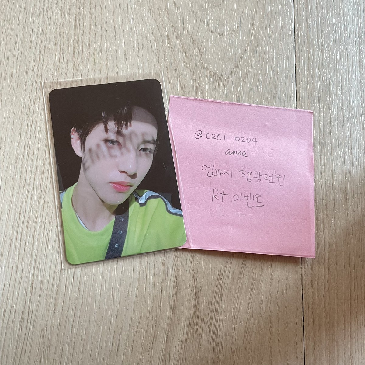 0201_0204's tweet photo. #rt #이벤트 트친 한정 x 시즈니 한정 o
간단한 시즈니 인증 받아요-! (참여율 저조시
그냥 제가 품습니다 ••• )
그 때까지 42~3 kg 못 만들면 뽑아요!
다음 달 오늘 날짜 런쥔시에 당발 😗😗
많이 많이 참여 해 주세요 ••• … https://t.co/KSWMQOUx16