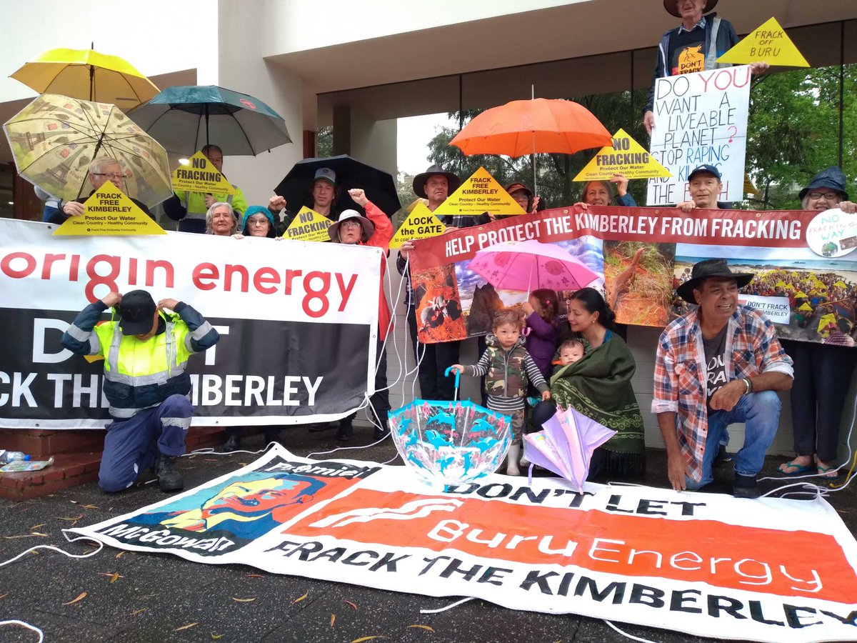 FrackFreeWA's tweet photo. This morning Perth people joined Yawuru Traditional Owner Micklo Corpus in Perth to say NO to fracking the Kimberley!
This action was part of the Origin National week of actions to show Origin Energy that we don’t want fracking in the Kimberley, NT or Qld! #frackfreekimberley https://t.co/l72jacj27M