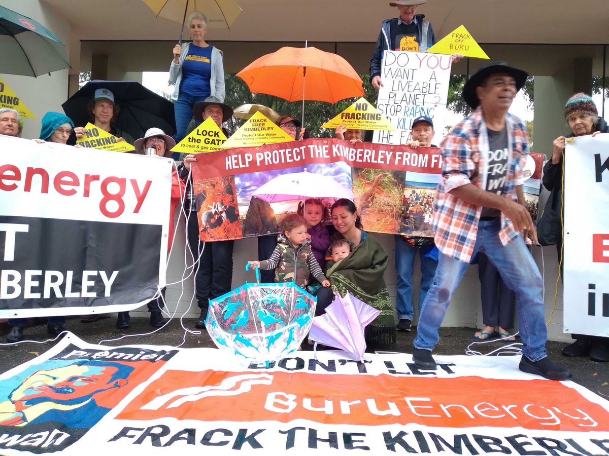 FrackFreeWA's tweet photo. This morning Perth people joined Yawuru Traditional Owner Micklo Corpus in Perth to say NO to fracking the Kimberley!
This action was part of the Origin National week of actions to show Origin Energy that we don’t want fracking in the Kimberley, NT or Qld! #frackfreekimberley https://t.co/l72jacj27M