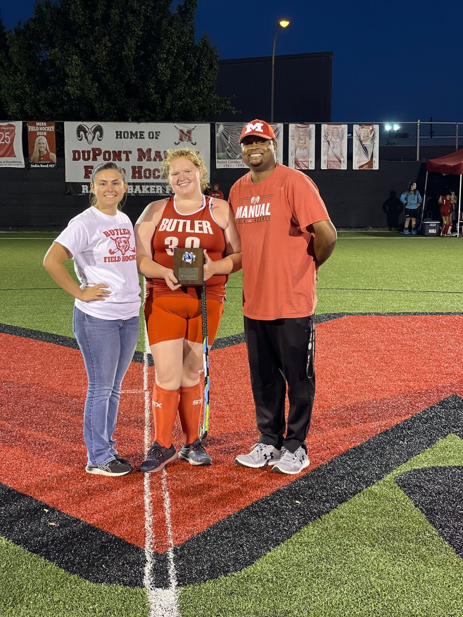 manualfh's tweet photo. CONGRATS to @ButlerBearsFH Region 4 All Tourney pick, Seanna Dollar!!! @ManualAthletics @JCPSKY https://t.co/GfO6kCzqg5