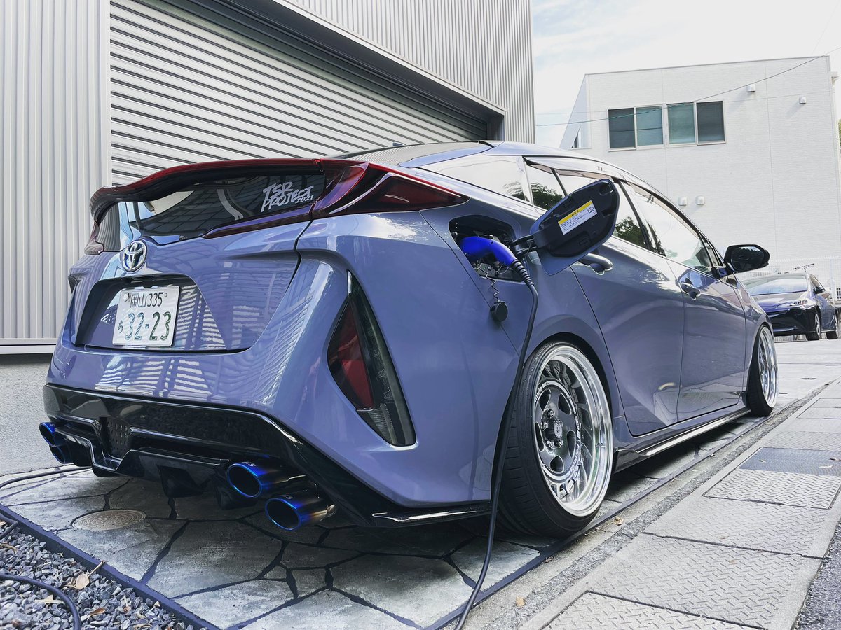 ProjectTsr's tweet image. 充電されるPHV
#prius
#priusphv
#priusprime
#prius50