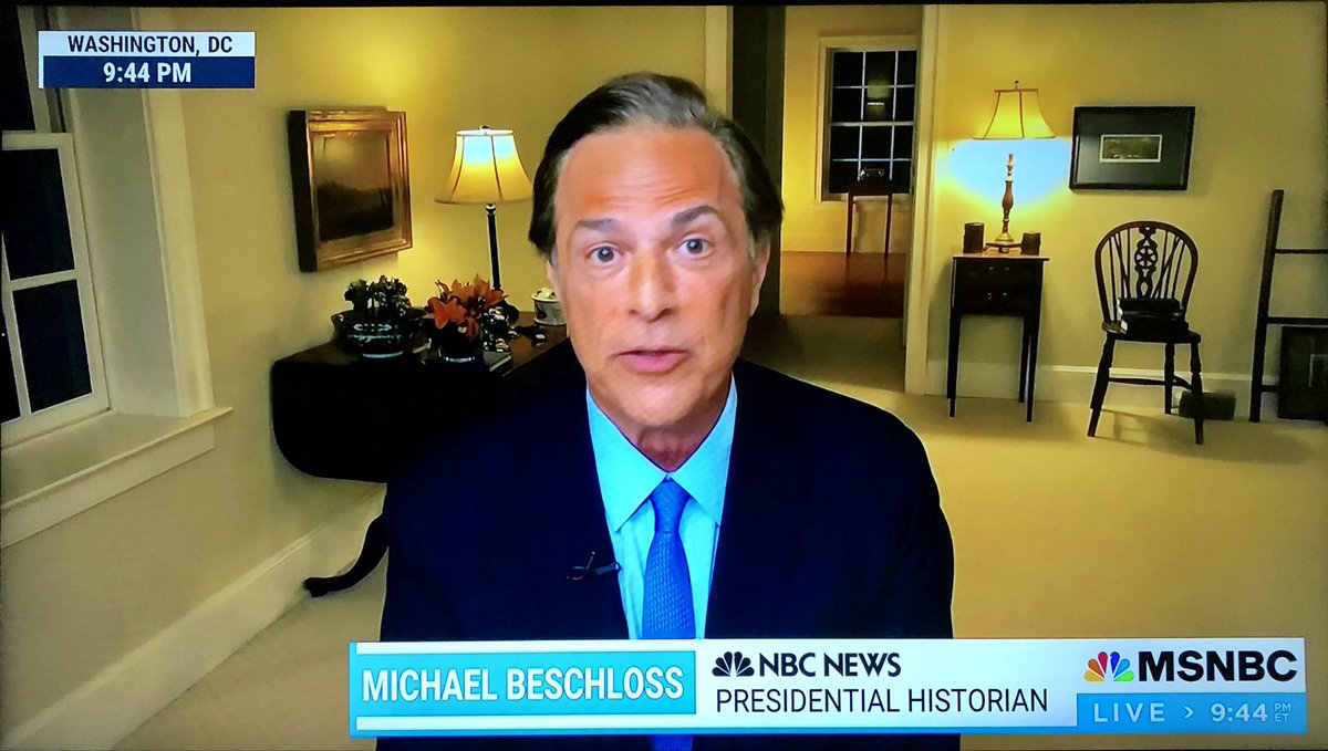 ratemyskyperoom's tweet photo. Room Rater Top Room. Depth. Character. Lamp work. Wait until you see @BeschlossDC Presidential Room Rater in our book. 10/10 https://t.co/Lt5661ClI2