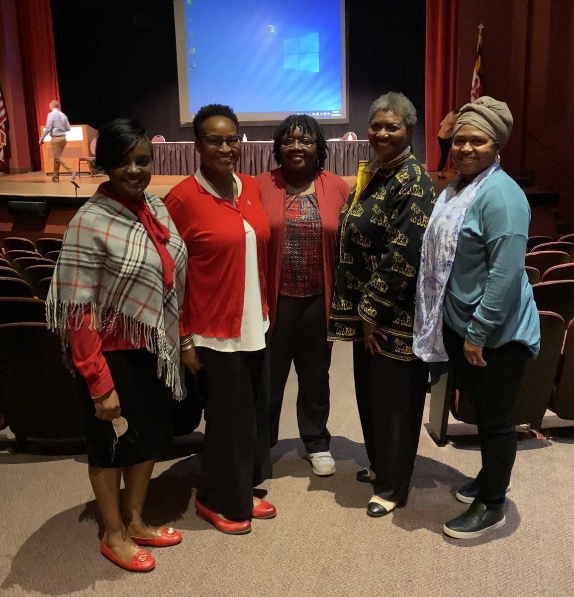 swdelta7's tweet photo. And I love this pic of my Soror giving individual testimony on @MD_LRAC ! Great to see @dstcacmd members supporting fair #ReDSTricting! https://t.co/Z5hIayOisu