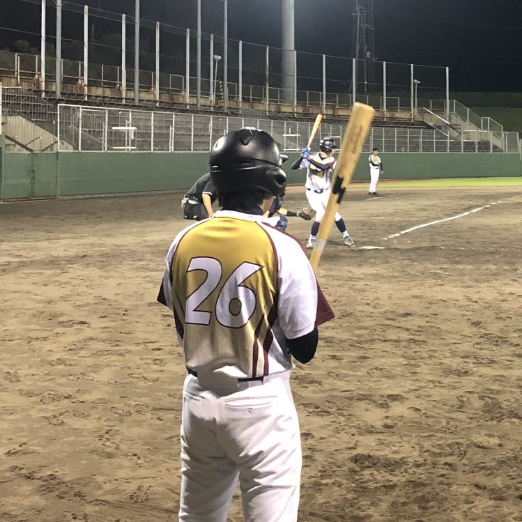Re_BB_Project's tweet photo. 野球はミスした方が負ける🥎
・・・・・。
いやいやっ❗️

そんなこともない‼️
(↑↑アメリカ独立リーグ時代に感じました)

内野は守り大変ですよね。

できれば全部三振で😭

#野球 #選手募集 #地域を盛り上げたい #奈良 https://t.co/IXxbasBI5x