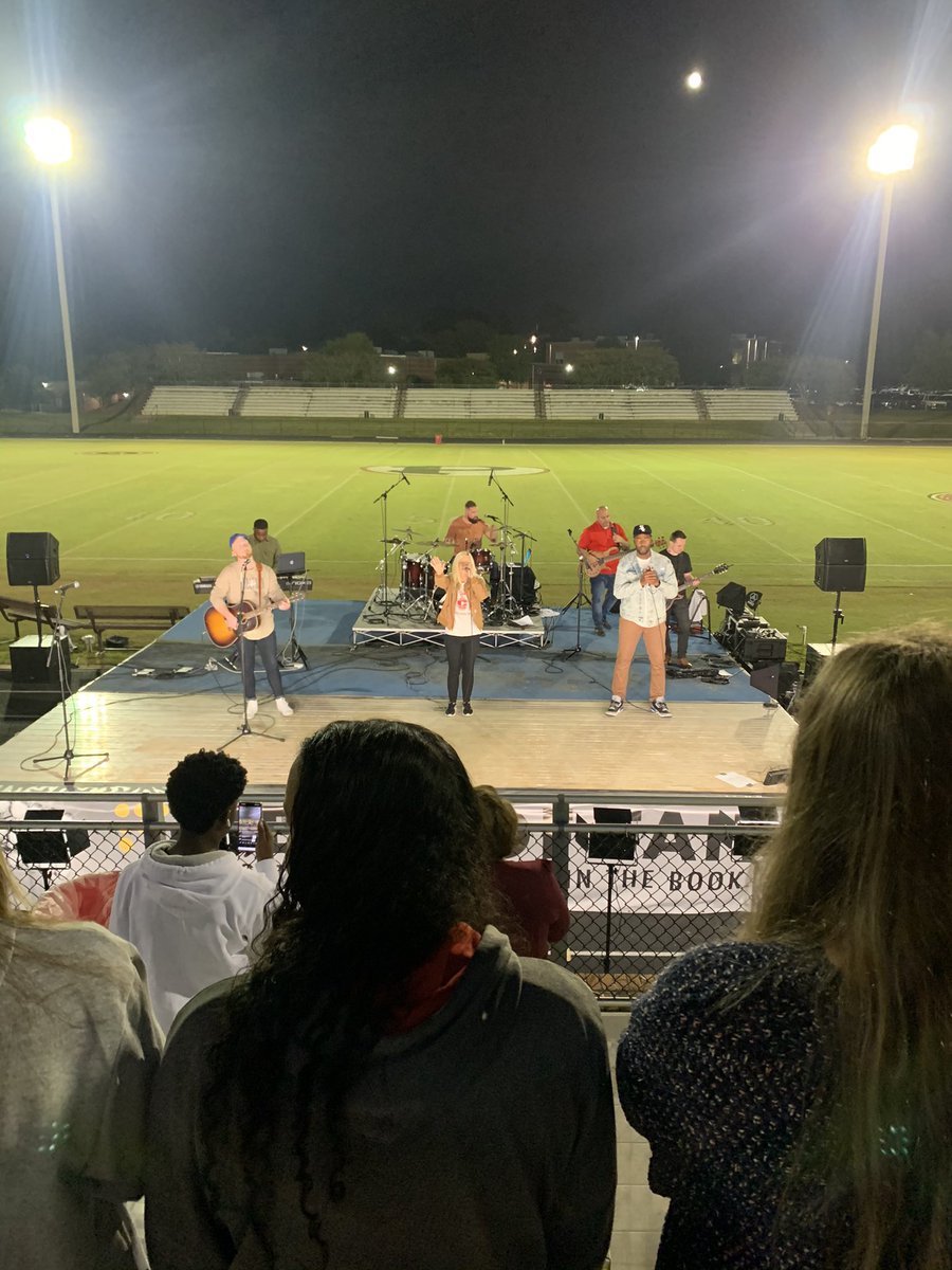Fields of Faith was awesome tonight!  Loved the worship and hearing everyone speak ✝️ <a href="/TheFCATeam/">FCA</a>