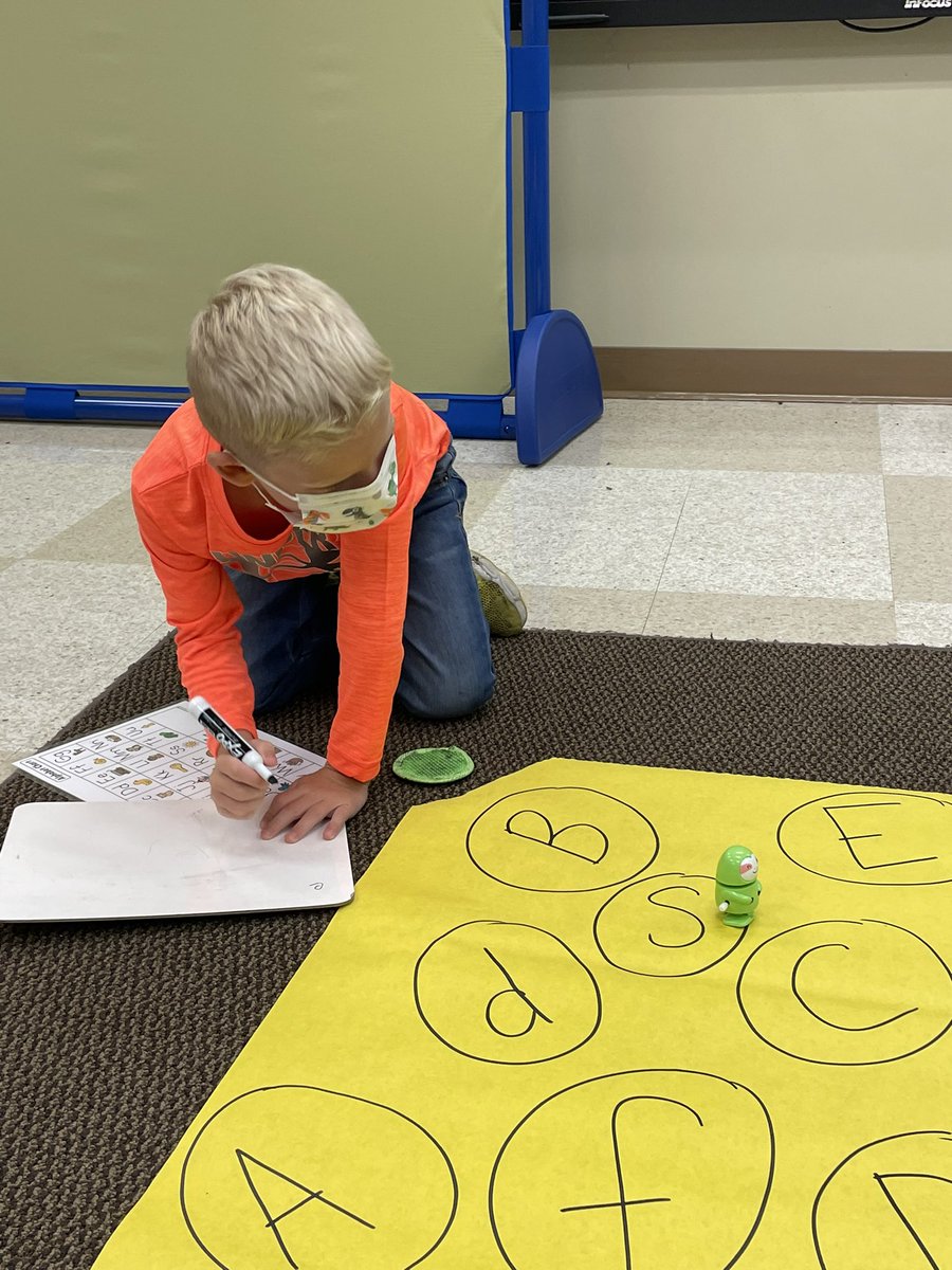 MrsManecke's tweet photo. Letter learning fun with kindergarten! https://t.co/l3Vswk1OED