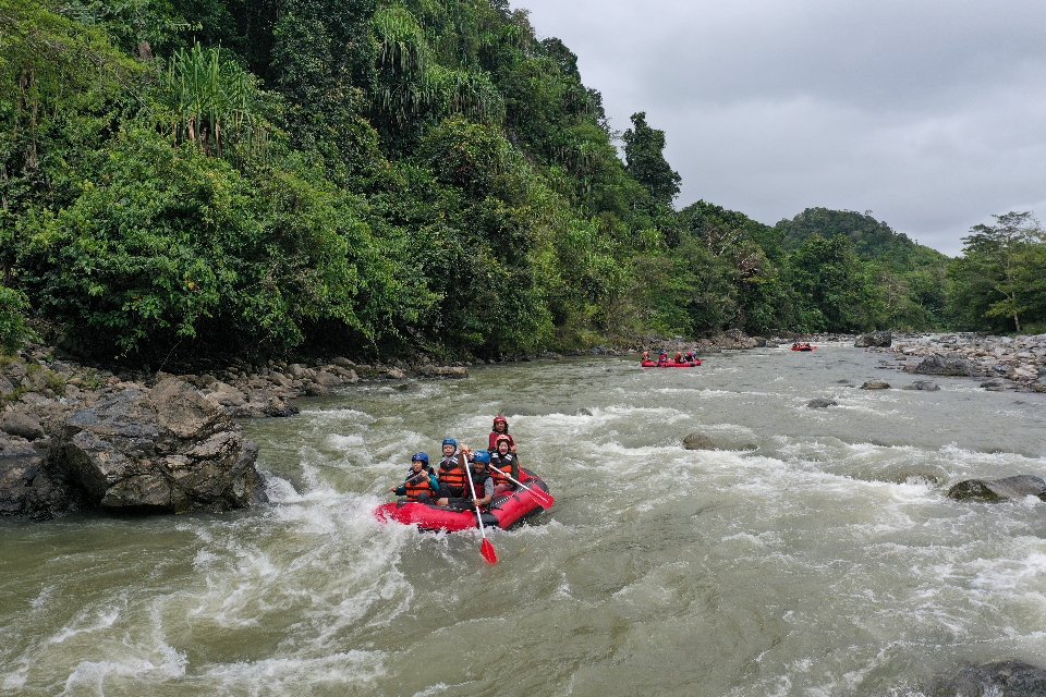 Camp Site Jambo Adventure. Manee, Pidie. Lokasi wisata alam terbaru di Kabupaten Pidie.  Udah coba ngecamp disini?? 

<a href="/wisataacehID/">Wisata Aceh</a> 
<a href="/aceh_disbudpar/">Disbudpar Aceh</a> 
<a href="/AcehGenerasi/">Generasi Cahaya Aceh</a> 
<a href="/genpipidie/">GenPI Pidie #PesonaMudik2019</a> 
<a href="/Aceh/">Aceh 🇮🇩🇹🇷🇵🇸</a> 
<a href="/iloveaceh/">Komunitas @iloveaceh</a> 

#wisatapidie
#wisataalam
#rafting
#arungjeramaceh
#ayokepidie