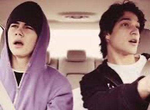 Eu sou tão viciada neles!!!! <333333333333333

HAPPY BIRTHDAY TYLER POSEY 