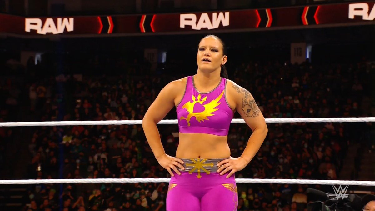 WWE's tweet photo. Well well well, who do we have over here? 👑

Who will meet #ZelinaVega in the #QueensCrown FINALS this Thursday at #WWECrownJewel?

@QoSBaszler 
@DoudropWWE 
@TheaTrinidad 
#WWERaw https://t.co/1eOomSFGjr