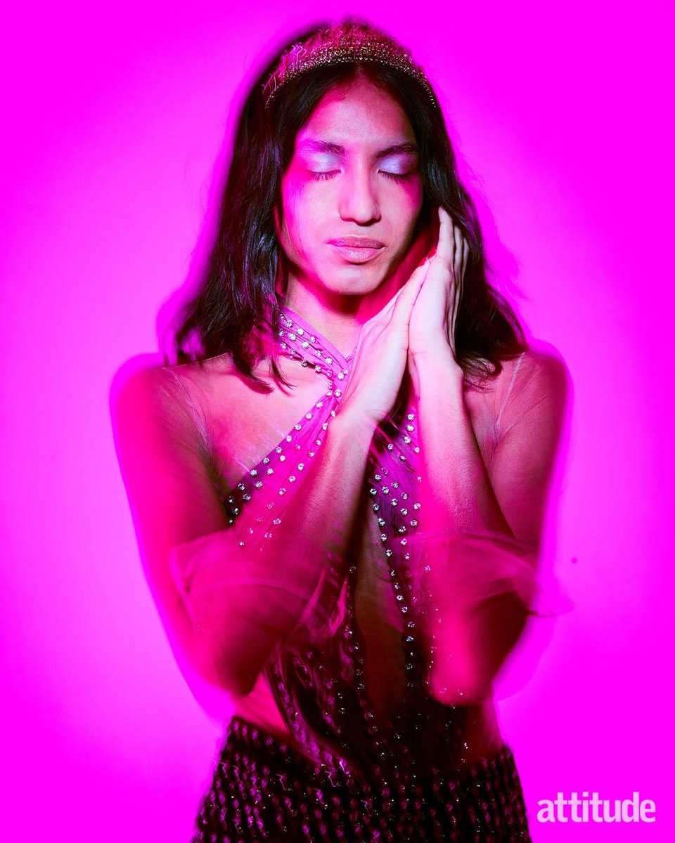 My baby <a href="/trinidadeviag/">trinidad evia</a> en Prada, Moschino y Dsquared2 para <a href="/AttitudeMag/">Attitude Magazine</a> 😍 #TransIsBeautiful