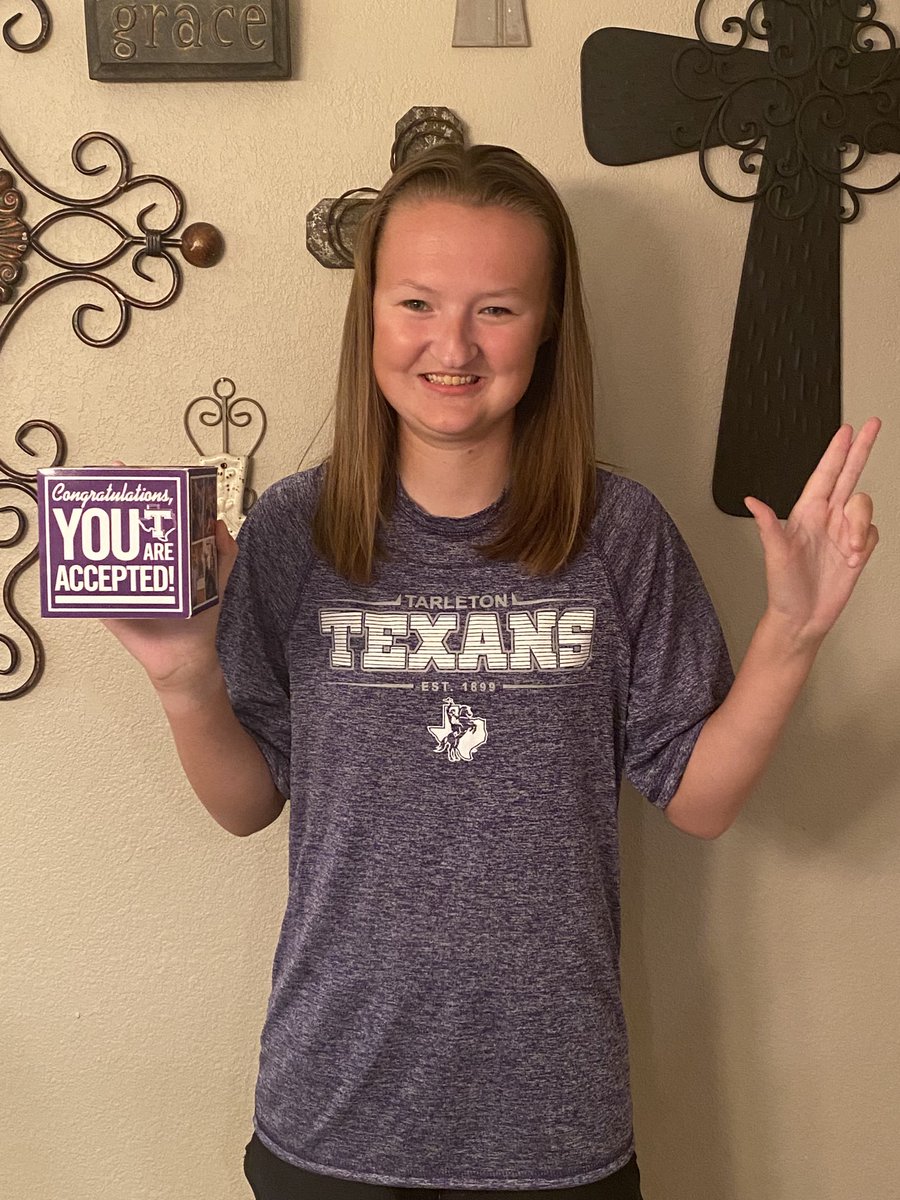 carsyn_prentiss's tweet photo. Canโt wait to be a Texan! #Tarletoncube https://t.co/rHMoBrNChi