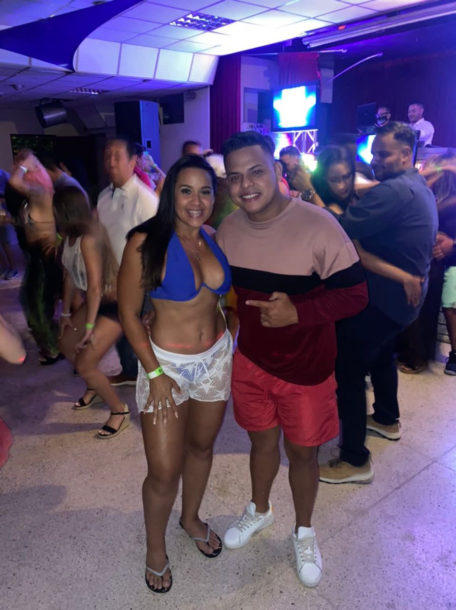 luisub_'s tweet photo. #single #singleccs #swingevenezuela #liveswinger https://t.co/nqcFzemyNA