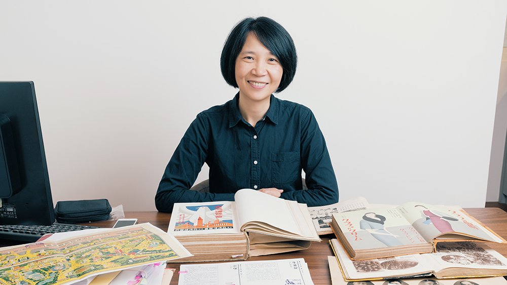 Danigargon's tweet image. Ayer, Día de las Escritoras, falleció Roujin Chen (陳柔縉) a los 57 años a causa de las heridas sufridas en un reciente accidente de tráfico. Gran conocedora del periodo colonial japonés en #Taiwán, Chen deja tras de sí novelas históricas y textos periodísticos de mucho calado.