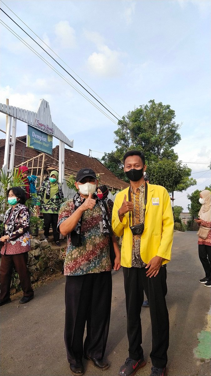 RizkiAula2's tweet photo. KKN https://t.co/u435Cvj0oi
