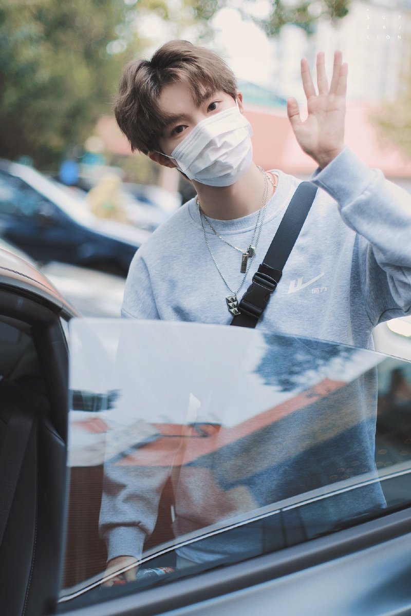 dinghaofiles's tweet photo. 211019 © SuperLion0727丨陆定昊

#ludinghao #陆定昊 https://t.co/ozwlRx98jP