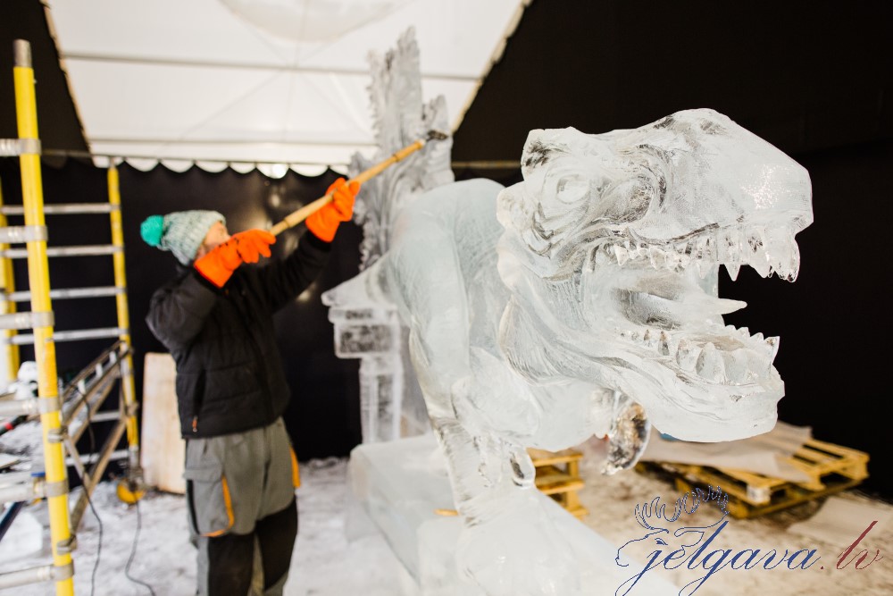 Jelgavas pilsētas slimnīca meklē papildspēkus; dubultota alga Covid-19 pacientu aprūpes nodaļā un Uzņemšanas nodaļā. Vairāk: ej.uz/r5xj