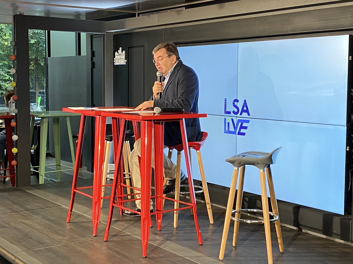 LSAconsommation's tweet photo. Top départ de #LSALive à Station F à Paris ! Au programme : 3 plénières, 3 keynotes et 18 Live talk. Plus de soixante intervenants évoqueront les 19, 20 et 21 octobre 2021 les révolutions du retail et de la conso.(@EventsLSA) https://t.co/me6j5e5Qhl