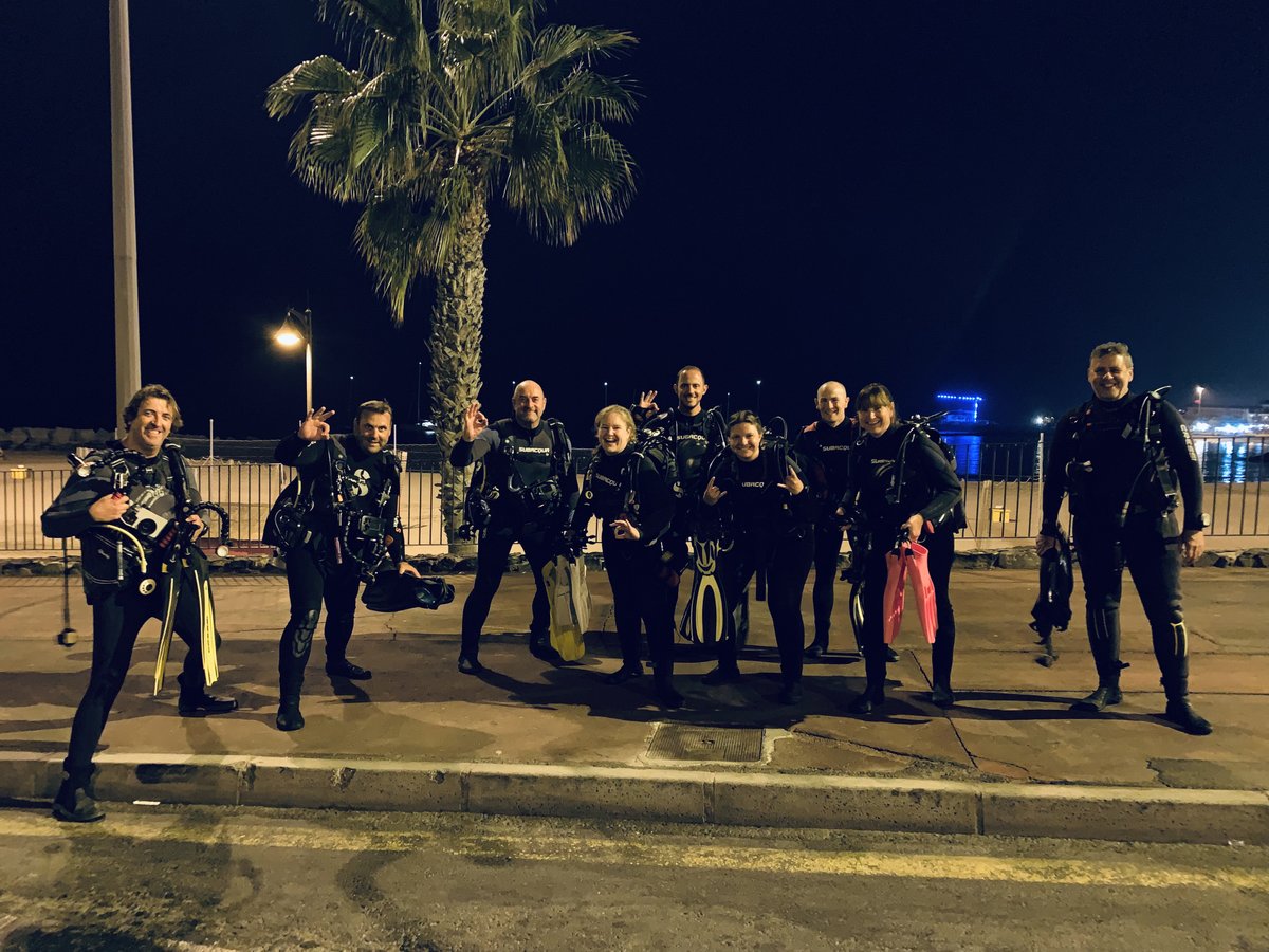 Great night dive with great people! Lots of Octopus, Lobsters and Seahorses!!! 😎❤️
#paradisedivers #seahorse #nightdive