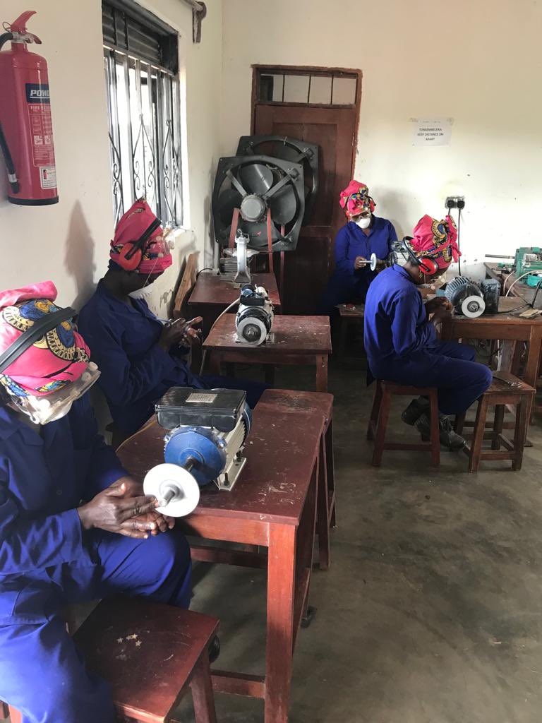 LouiseEllisUK's tweet image. Such a warm welcome from the inspirational team at Zena in Kamuli who provide debt free access to skills &amp;amp; capital to local women to start their own businesses. Delighted to also meet two recent graduates thriving in their own businesses. More info👇🏼thezenalaunchpad.com