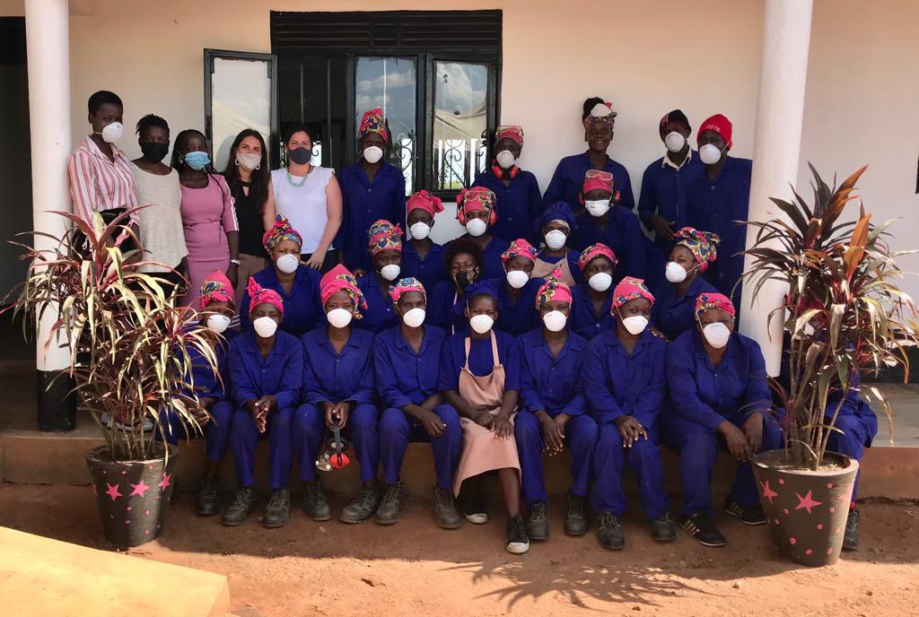 LouiseEllisUK's tweet image. Such a warm welcome from the inspirational team at Zena in Kamuli who provide debt free access to skills &amp;amp; capital to local women to start their own businesses. Delighted to also meet two recent graduates thriving in their own businesses. More info👇🏼thezenalaunchpad.com