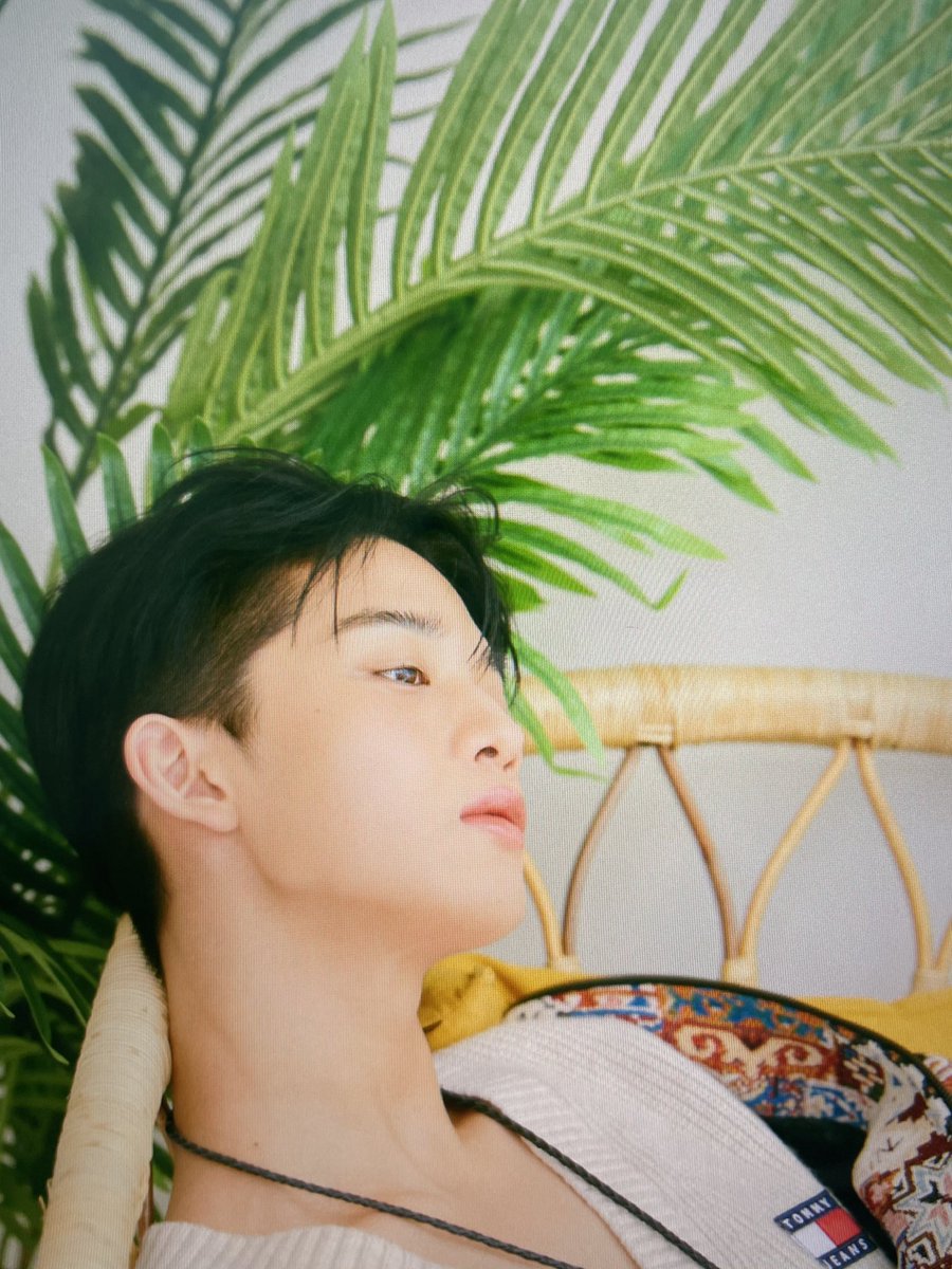zinyeongbae's tweet photo. take a look at my The Star Magazine's photoshoot. ⭐ https://t.co/2IzbUtmcyk