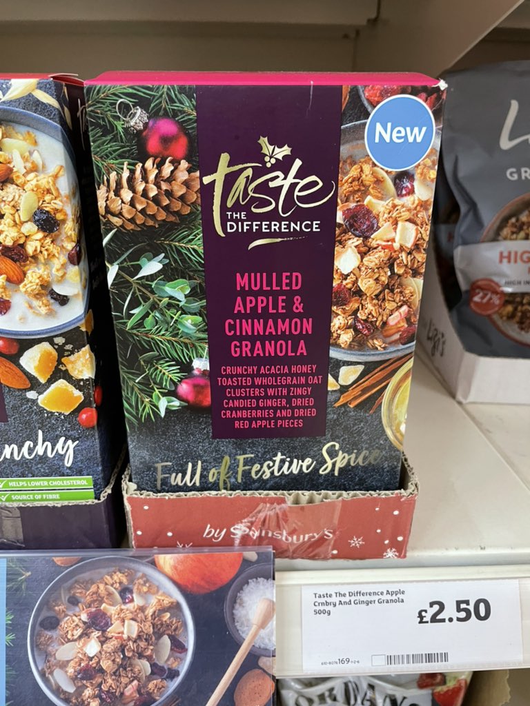 All_Things_New_'s tweet photo. Mulled Apple &amp; Cinnamon Granola! 🎄 At Saonsbury’s @sainsburys #sainsburys #tastethedifference #mulledapple #apple #cinnamon #granola #breakfast #cereal #festive #christmas #wellthisisnew https://t.co/VsKKe9Efv9