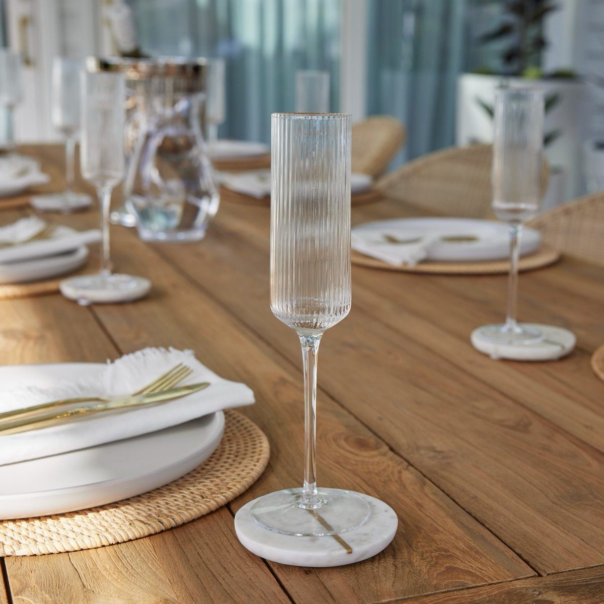 SchotsHome's tweet photo. Kirsty &amp; Jesse took out the win Sunday night, revealing their jaw-dropping backyard. 😍  They also featured the second Paxton table in their home- this time the outdoor reclaimed teak version. Shop below.

https://t.co/HP1o2scysF https://t.co/Mj0v0IDCIW