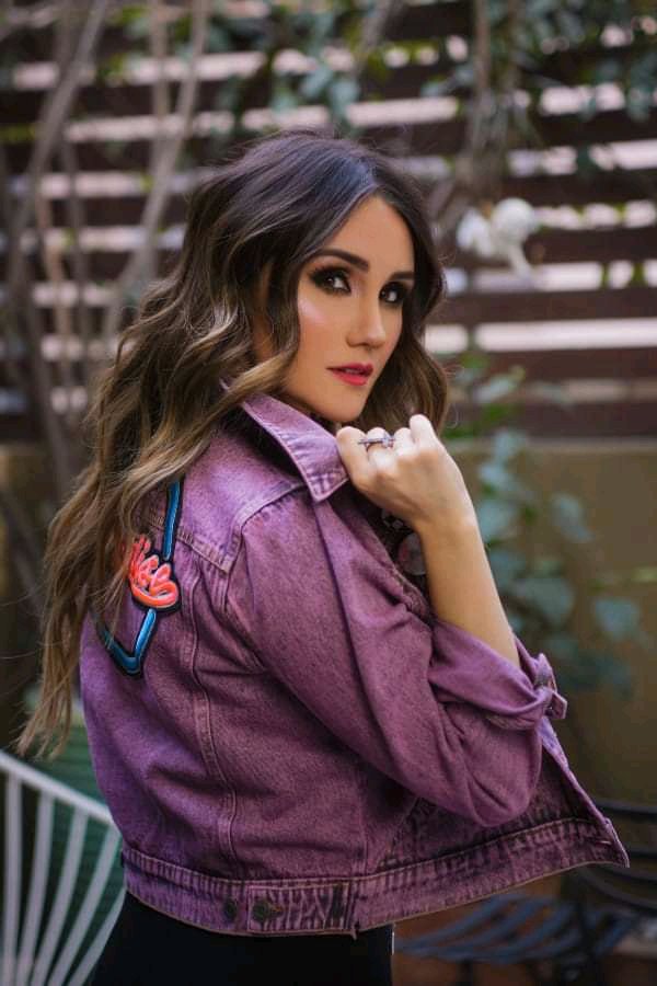 QeenDM's tweet photo. #Newstweet | Otra canción que aparecerá en el disco #Origen es la canción #CupidoCriminal @DulceMaria #rbd #rebelde #pardo https://t.co/T75AdhYQm5
