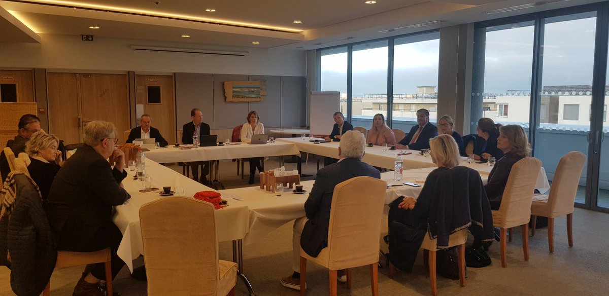 Reunion de campagne pour les prochaines élections consulaires CCI Paris IDF 92. Liste d'union MEDEF CPME &amp; Indépendants (UNIPEC) <a href="/Medef92/">Medef Hauts-de-Seine</a> <a href="/cpme92/">@CPME92</a> <a href="/lrainfray/">Lionnel Rainfray</a> <a href="/BenoitFeytit/">Benoit Feytit</a> <a href="/isalajeunie/">Isabelle LERIQUIER - LAJEUNIE</a> <a href="/mpHure/">Marie-Pierre Huré</a> <a href="/maTournaire/">Marie-Anne Tournaire</a> <a href="/Medef_IDF/">MEDEF Île-de-France</a> <a href="/medef/">Mouvement des Entreprises de France</a>