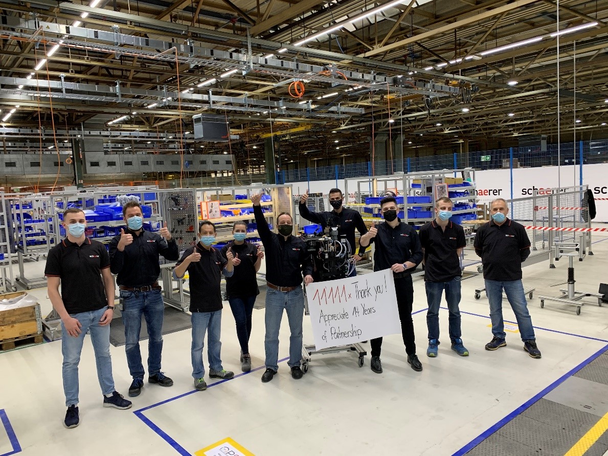 GroupeSEB's tweet photo. A milestone for our #Schaerer brand: 11,111 coffee machines produced for Costa Express! ☕️
Since 2007, #Schaerer has had a a close partnership with @CostaCoffee the international coffee giant from Great Britain.
11,111 coffee machines = 11,111 times teamwork ! 👊 👦 👩 👊 https://t.co/HoaDAef3KC