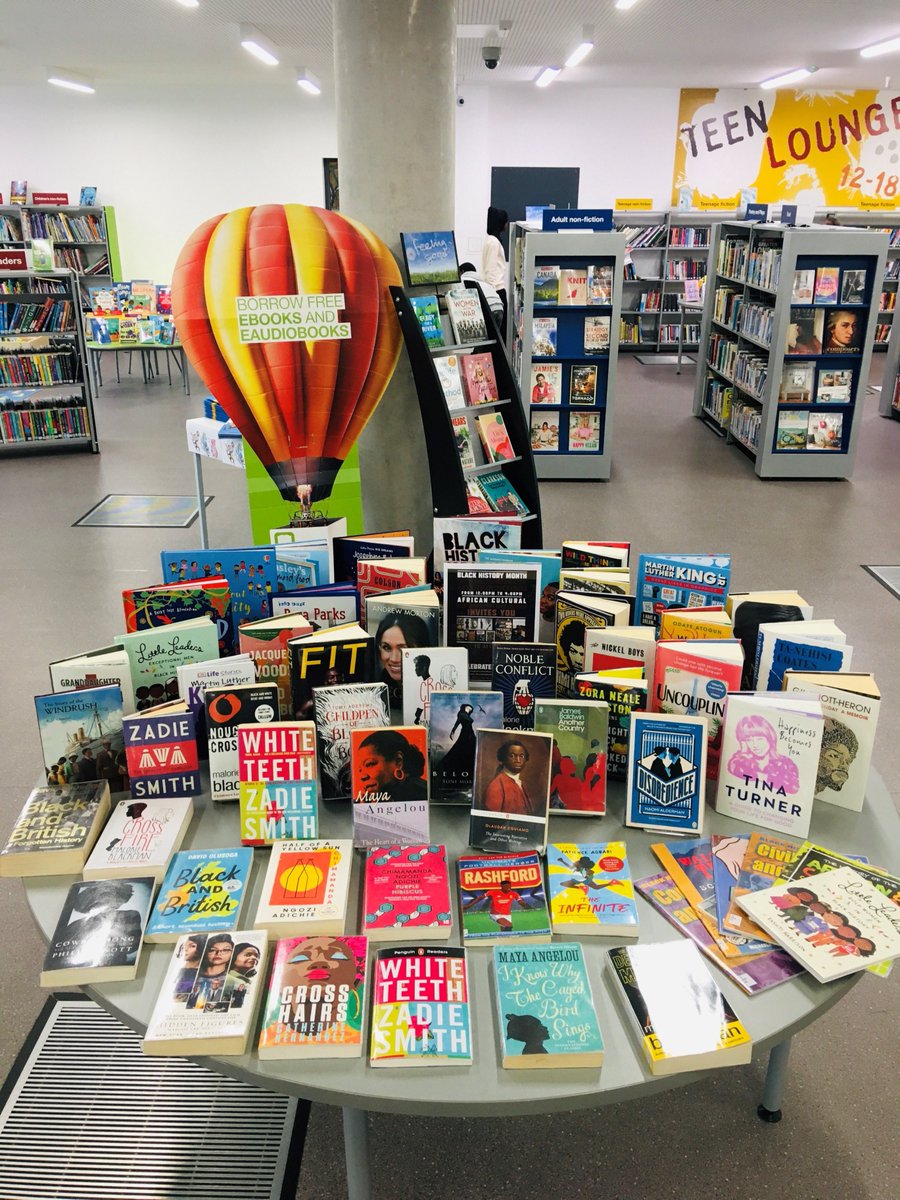 BarnetLibraries's tweet image. Check out these fantastic displays that our creative colleagues have done #colindalelibrary for Black History Month, Get Online Week &amp;amp; Bookstart. #barnetlibraries #discoveryourlibrary #blackhistorymonth #getonlineweek #bookstart