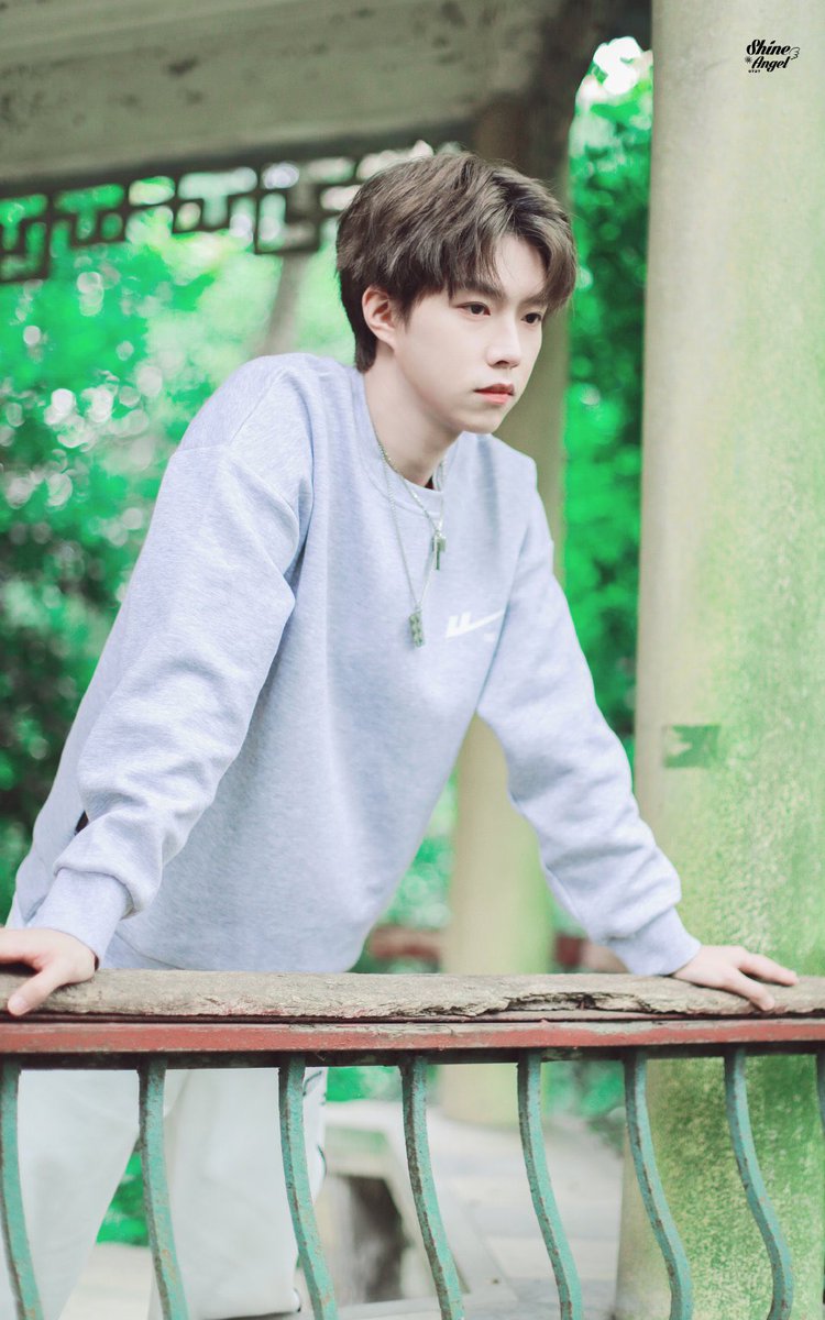 dinghaofiles's tweet photo. 211019 © 陆定昊首站-ShineAngel

#ludinghao #陆定昊 https://t.co/ztMp0NhpLL