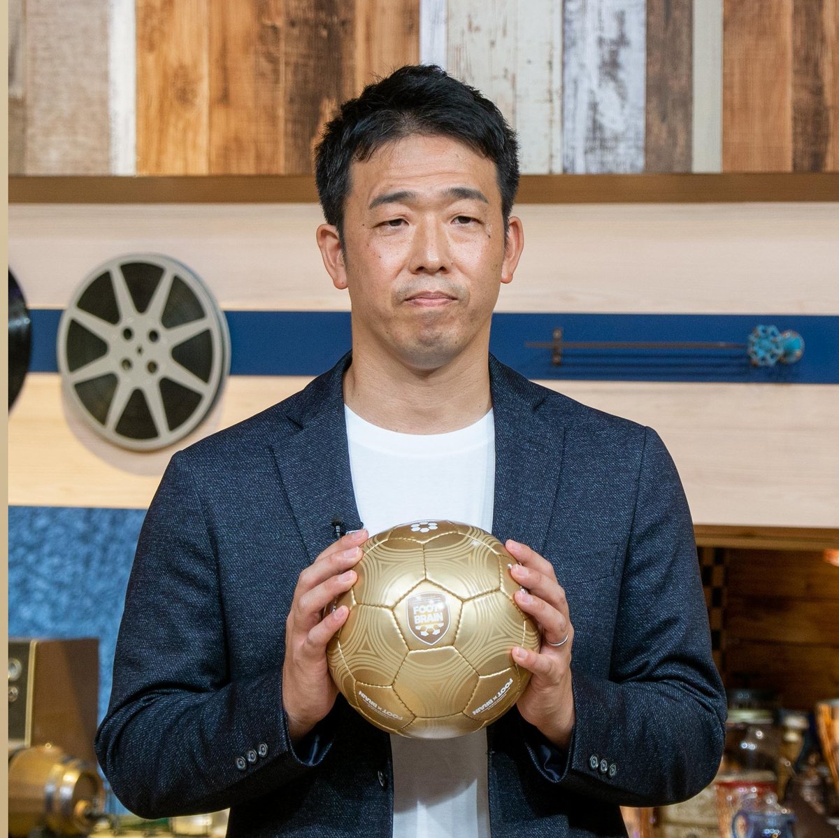 foot_brain's tweet photo. 大事な試合や大会に向けてピークを持っていく“ピーキング”について元U-21日本代表の #金古聖司 さん、株式会社ユーフォリアCEOの #宮田誠 さんと一緒に考えていきます⚽
感覚ではなく可視化。新たなアプローチを紹介します👀

#FOOTBRAIN
#テレビ東京 #毎週土曜 #24時20分 https://t.co/HDHCkB7x4K