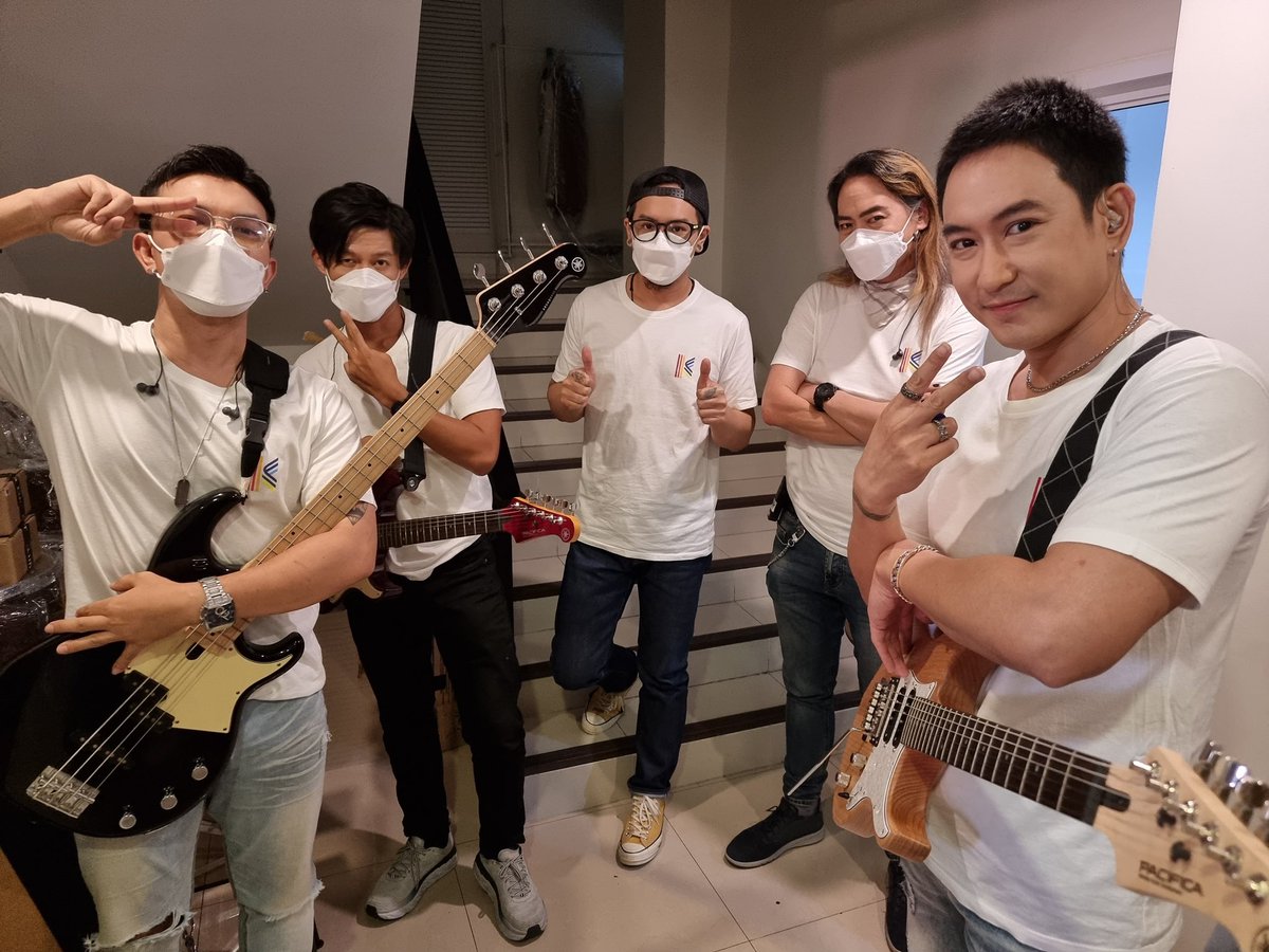 atothepowerpat's tweet photo. พับกบ พบกับ POWER PAT new Single “สำออย” เที่ยงตรงวันนี้ ทั่วโลกก

#สำออยPOWERPAT https://t.co/unrYLa1ByG