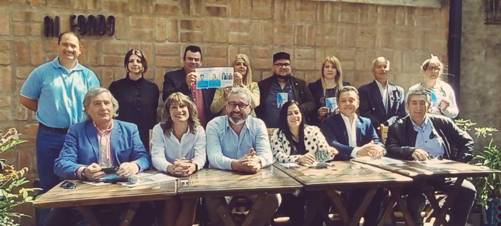 paosponce78's tweet photo. Llegó el día... estamos para vos...
Juntos podemos hacerlo posible.
#lista665 #unionvecinalprovincial #IDENTIDAD #PrimeroLosVecinos https://t.co/qIxJUDcvgU
