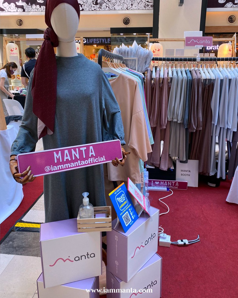 mantaofficial_'s tweet image. Salam Maulidurrasul! Manta is at Publika from now until 24th October 2021! 
Drop by at G2 The Gallery (near Naelofar boutique) and meet us!💕 

Something special is waiting for you and it’s only available at our booth😉
We’ll be waiting!😍

#iammantaofficial #iknowthere