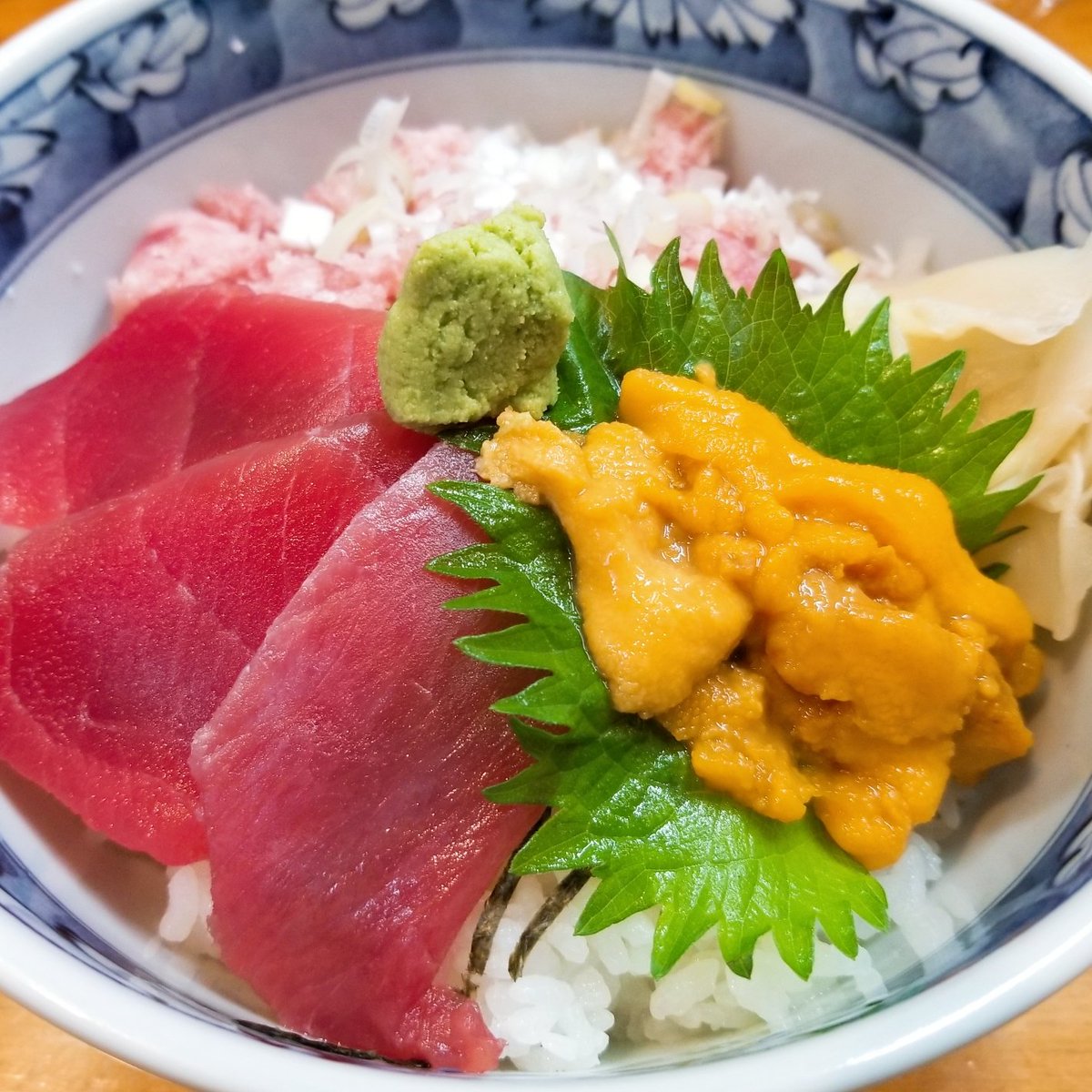 みんなの つきじかんの 海鮮丼 テイクアウト 口コミ 評判 食べたいランチ 夜ごはんがきっと見つかる ナウティスイーツ