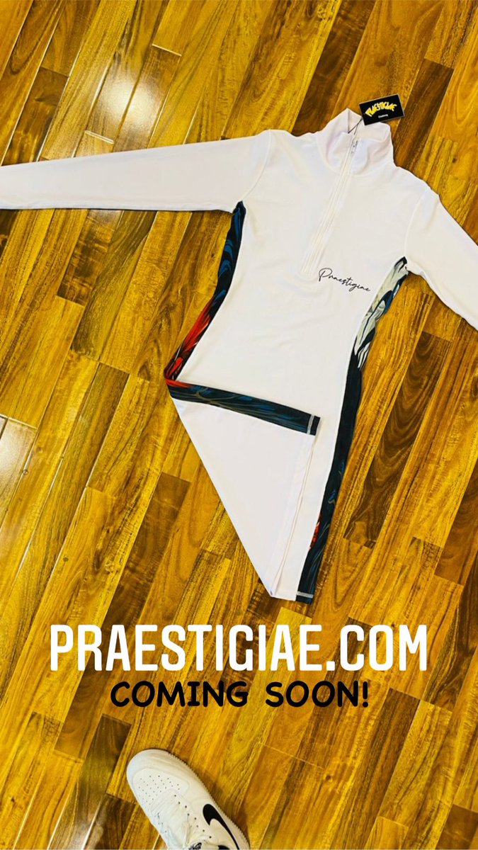 PraestigiaeC's tweet photo. Ladies share this on your feed! when should we release these? Sides are see through with holes on sleeve for thumbs!! https://t.co/Ywk3mHP4jc