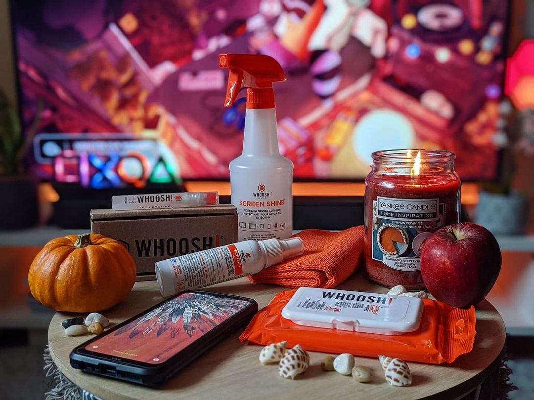 whooshclean's tweet photo. There's nothing spookier than realizing that the average person touches their tech over 2,417 times a day π» π±β£
β£
Cleaning your tech is easy when you're equipped with the right tools. #screencleaner #dirtyscreen #cleantech https://t.co/3YHFIZiH27