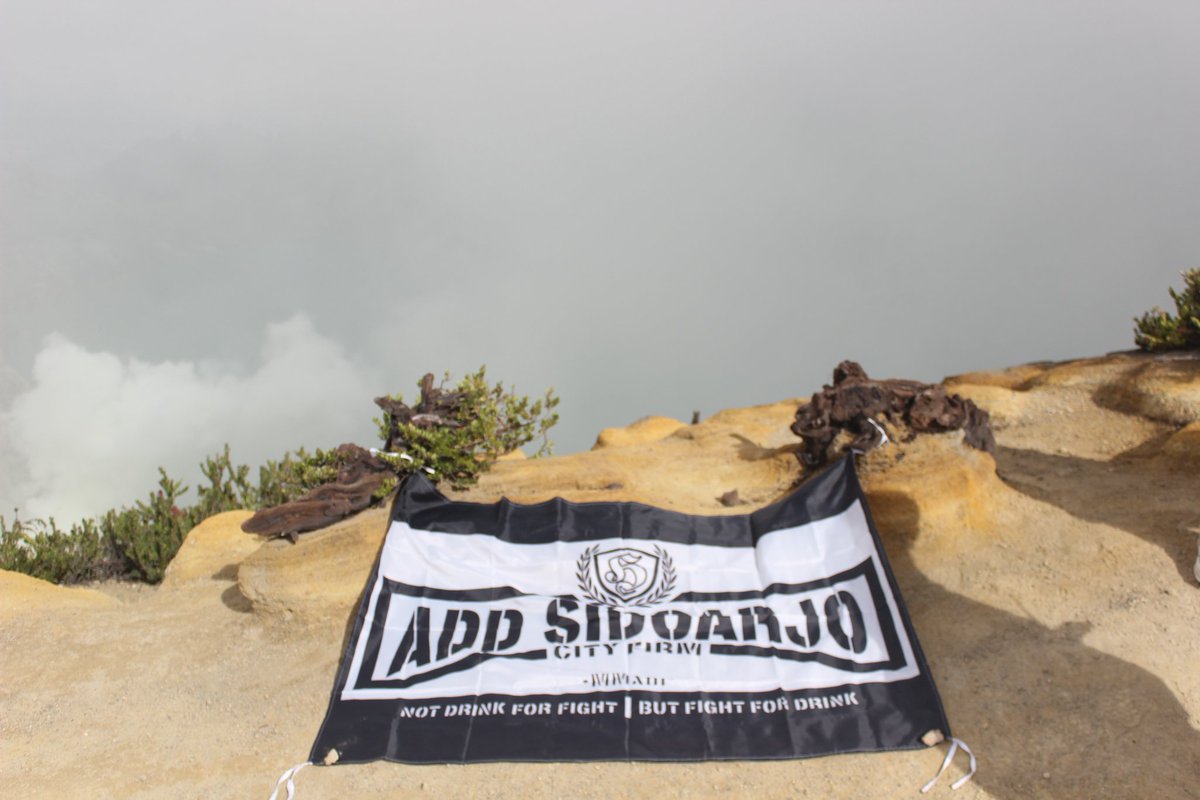 AddSidoarjo1's tweet photo. Kawah Ijen
#Holiday https://t.co/6ETSnwUZSm