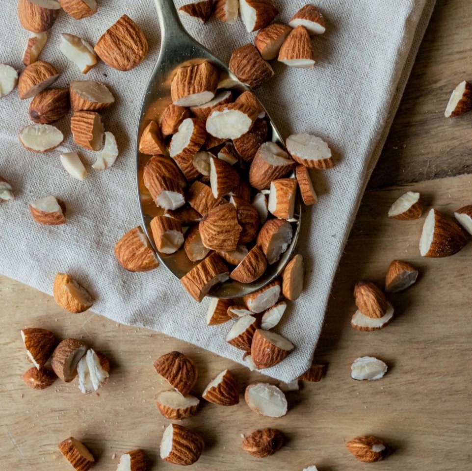 Aside from being a great source of many nutrients, the top-quality nuts we use at #Munchilicious offer a rich nutty flavour you just can’t resist!

#munchiliciousgranola #allgoodalways #munchiliciousin #granola
#granolabowl #gourmetgranola #gourmetbowl #gourmetgranolabowl #nuts