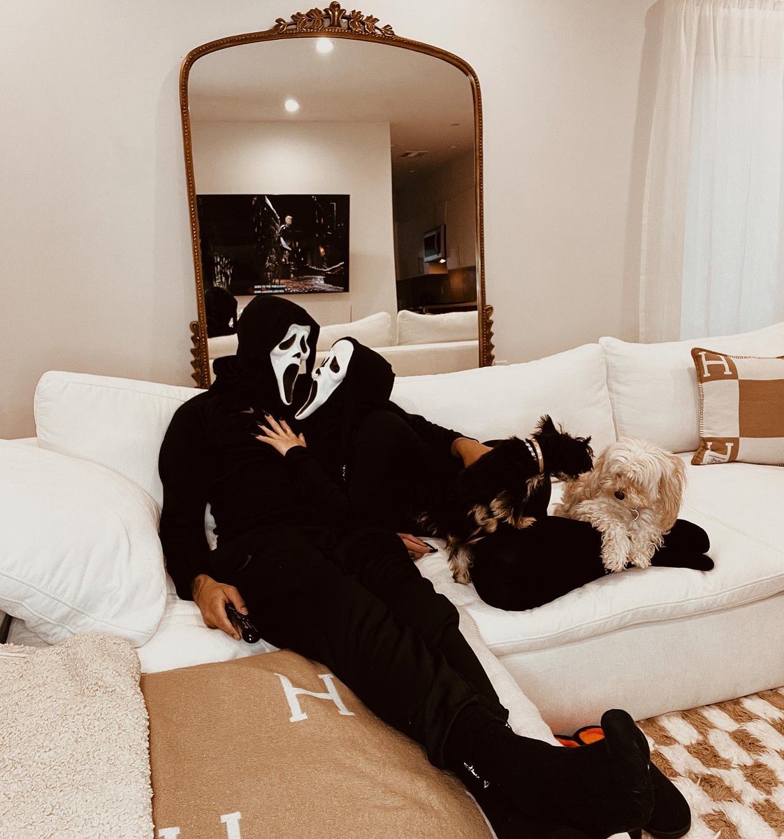 Let’s Netflix and SCREAM 🔪