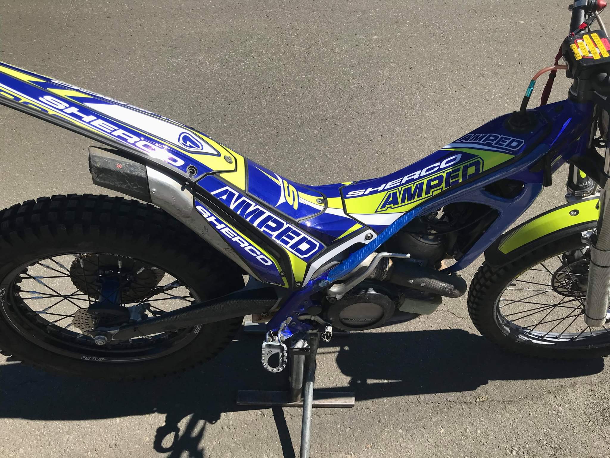 竜 16 Sherco St250 改 290 中古トライアルマシン売りたし情報 知り合いが乗り換えのために手放すそうです ナンバー取得可能 価格40万円 Sherco Trial 中古車 バイク 乗り換え T Co Jleiz8hh5l Twitter