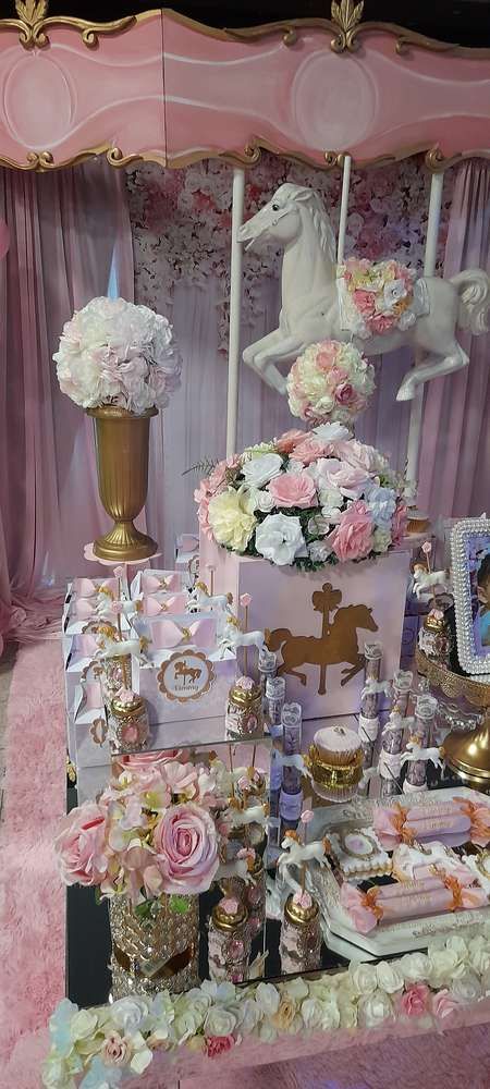 catchmyparty's tweet photo. Fall in love with this fabulous carousel 1st birthday party! The cake is a work of art! https://t.co/xeMMpj21rC #catchmyparty #partyideas #carousel #carouselparty #girl1stbirthdayparty https://t.co/3mdgCaYiPP