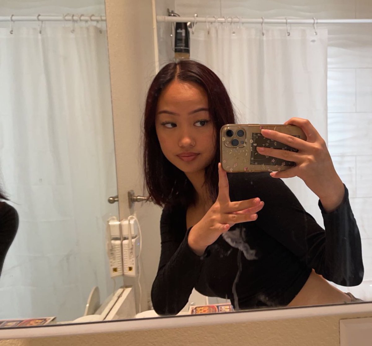 jackyypham's tweet photo. 🤳🏼🤳🏼🤳🏼 https://t.co/a7q2PXm45b